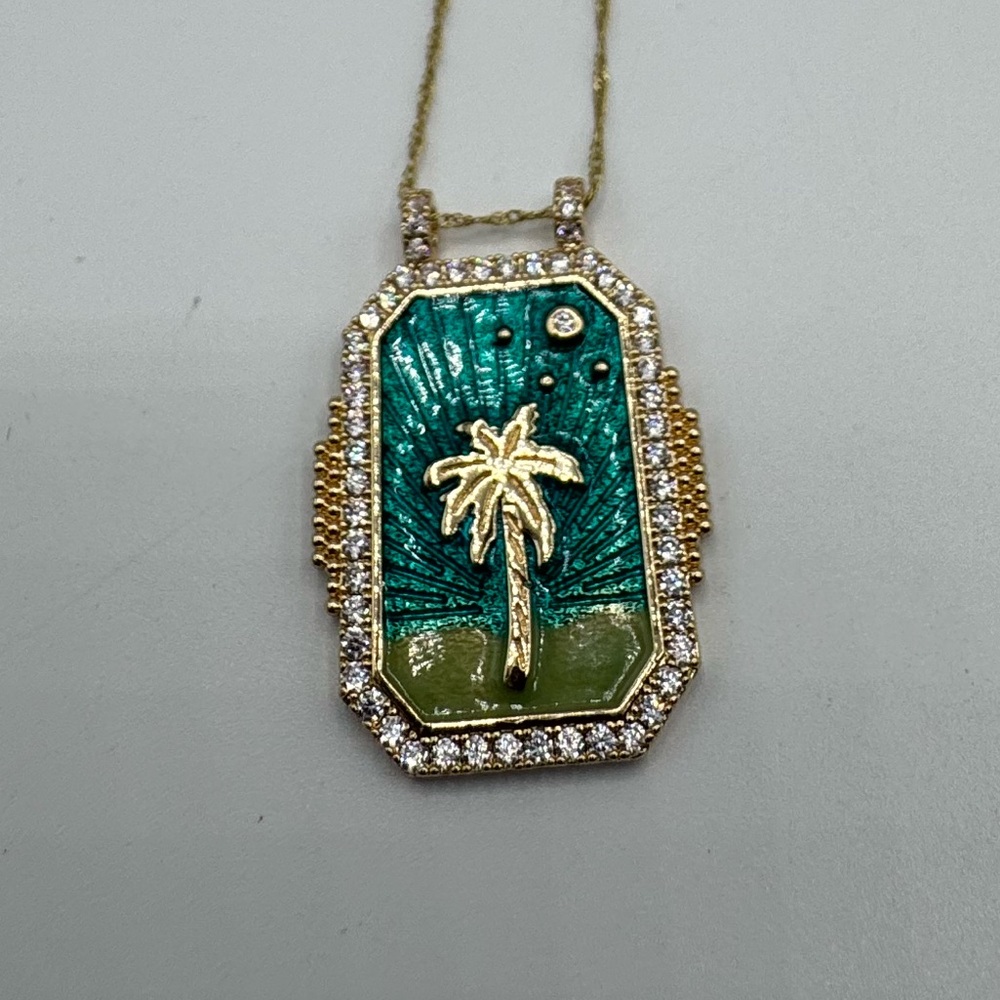 18K Palm Tree Enamel Pendant - Picture 5 of 10